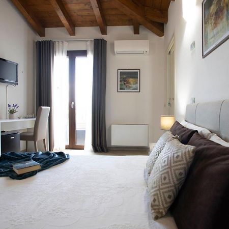 Irilor Luxury B&B Valledoria  Buitenkant foto