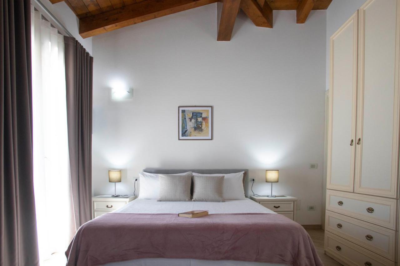 Irilor Luxury B&B Valledoria  Buitenkant foto
