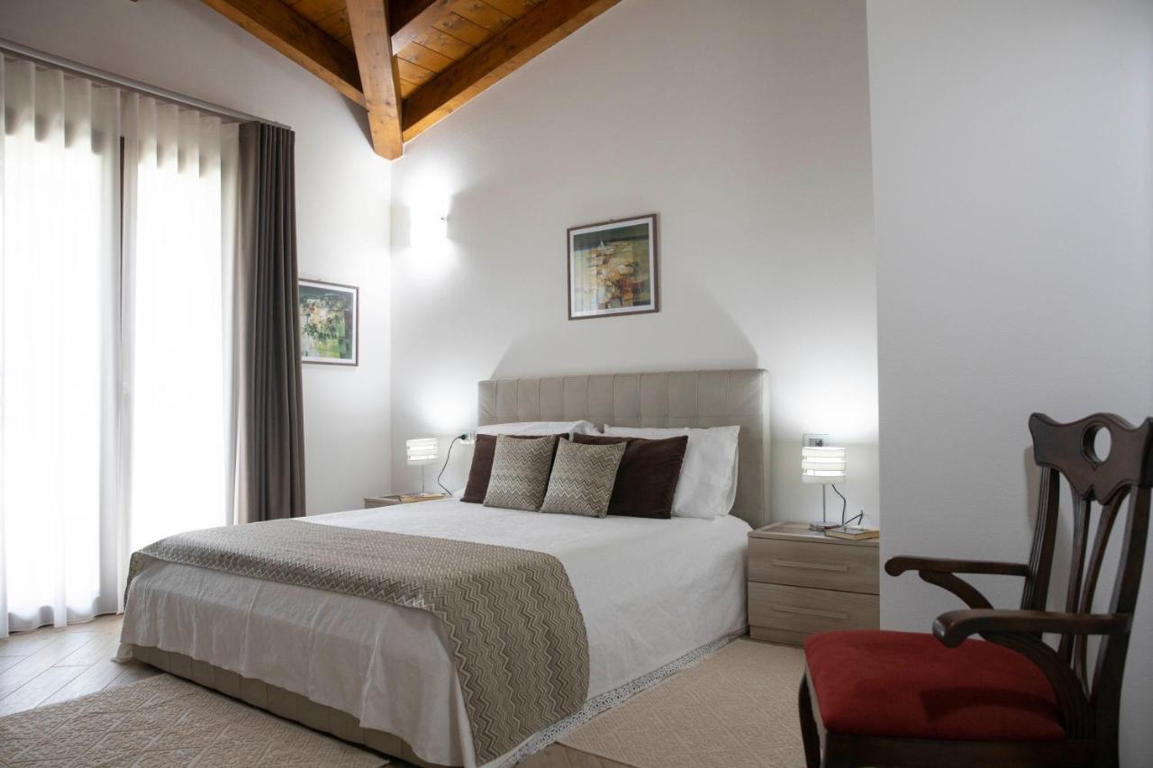 Irilor Luxury B&B Valledoria  Buitenkant foto